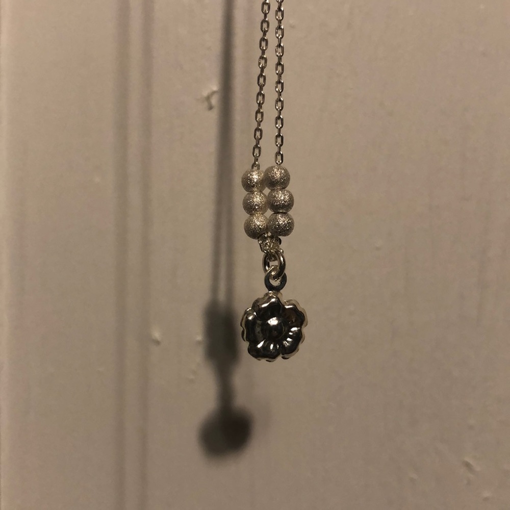 Dainty sterling necklace - Picture 3 of 9